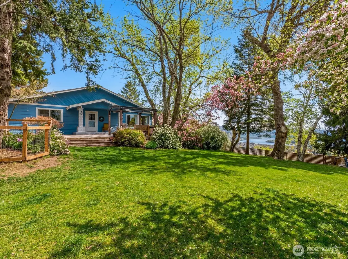 1220 S Webb Place, East Wenatchee, WA 98802 - #1