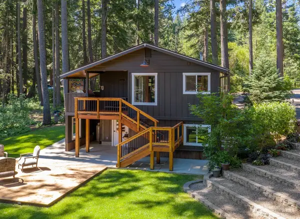 661 W Pacific Avenue, Ronald, WA 98940