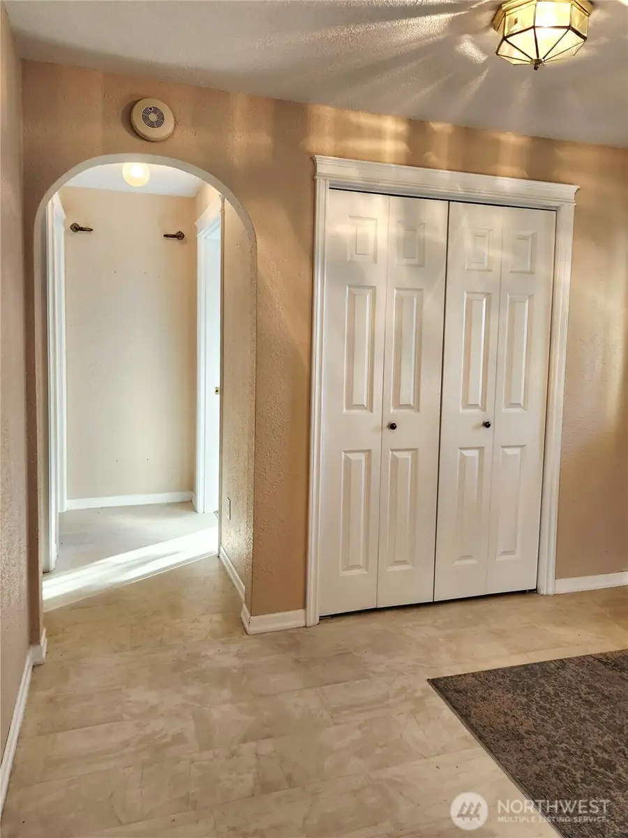 114 Cedar Avenue, College Place, WA 99324 - #3