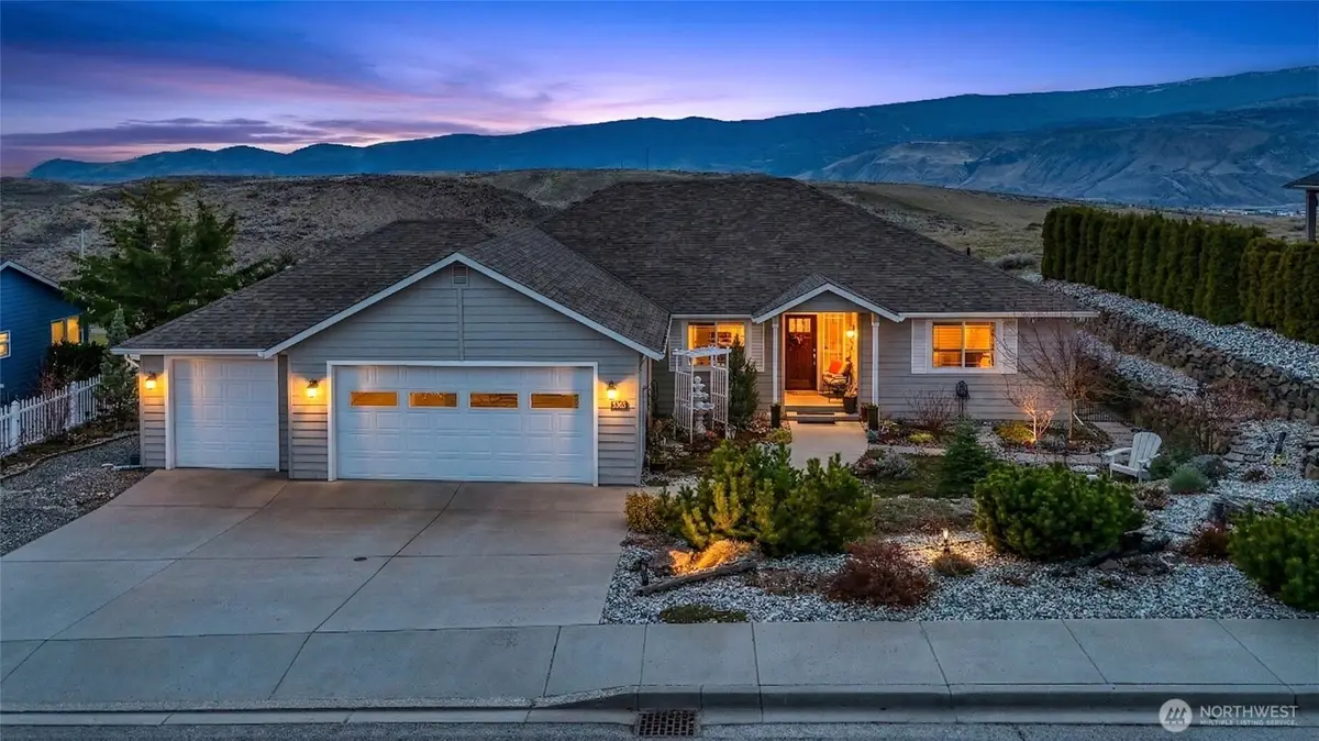 2302 Canyon Hills Drive, East Wenatchee, WA 98802 - #1