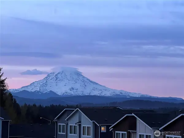 17525 110th Avenue E #F, Puyallup, WA 98374