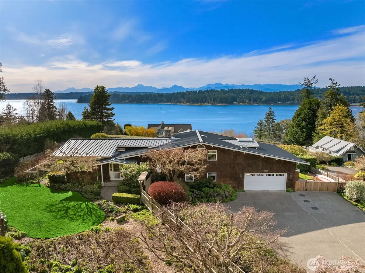 14735 Henderson Road Ne, Bainbridge Island, WA 98110 - #1