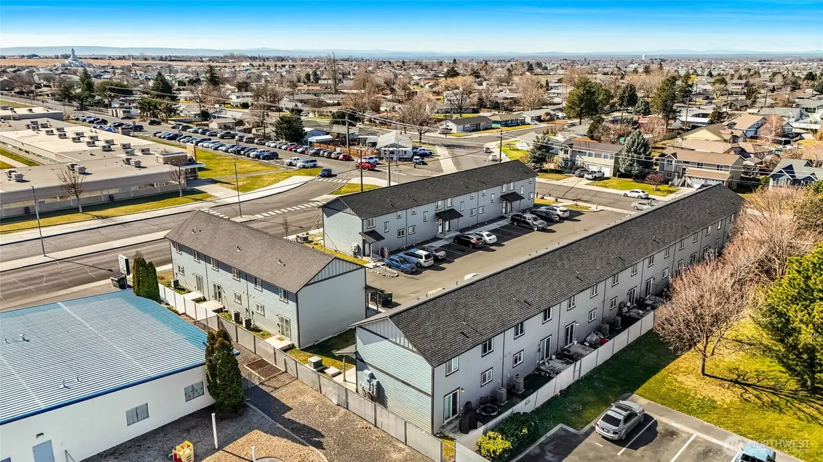 1525 S Monroe Street, Moses Lake, WA 98837 - #1