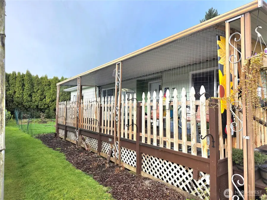 2397 Nightingale Lane, Kelso, WA 98626 - #3