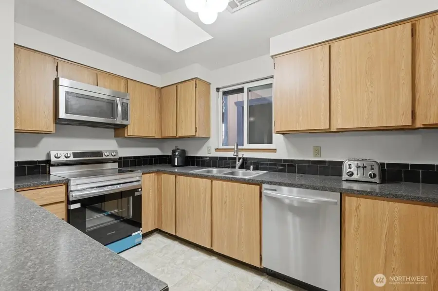 3105 K Street Ne, Auburn, WA 98002 - #3