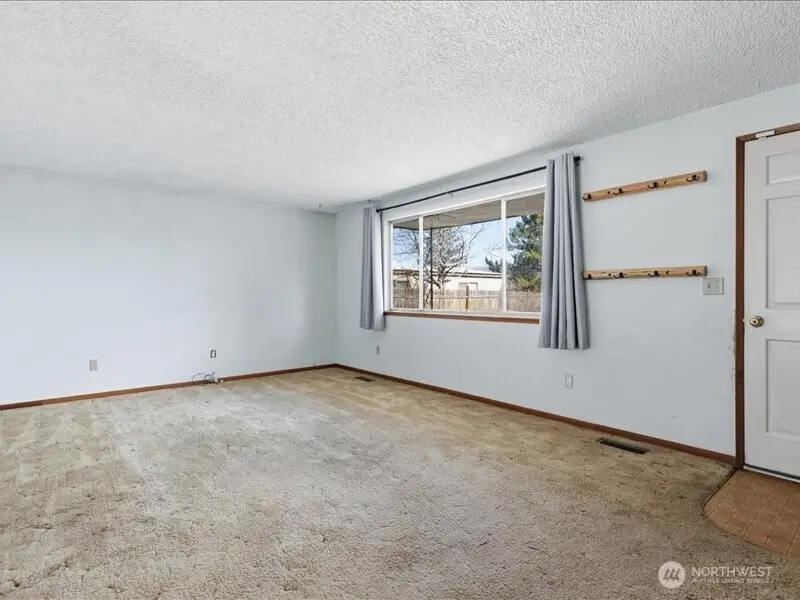 702 West Ridge Drive, Omak, WA 98841 - #3