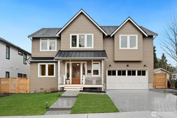 8221 22nd Avenue Ne, Seattle, WA 98115