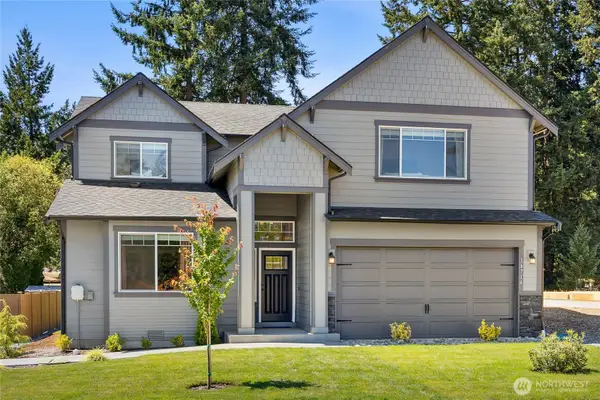 26911 30th Place S #10, Kent, WA 98032