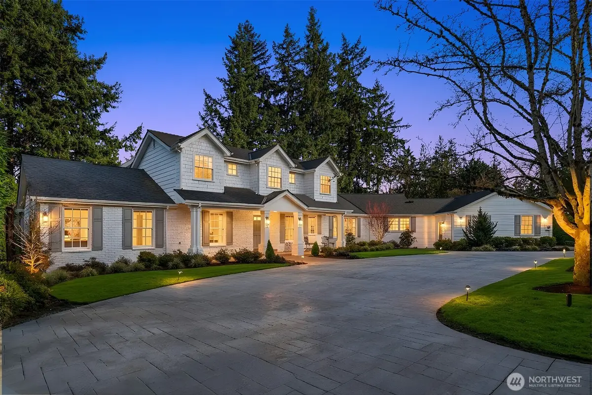 2242 79th Avenue Ne, Medina, WA 98039 - #1