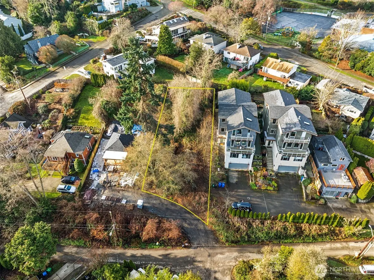 4019 Burton Place W, Seattle, WA 98199 - #1