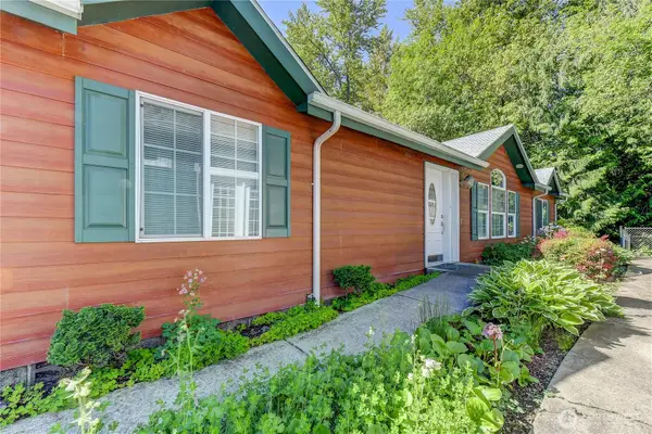 6712 243rd Avenue E, Buckley, WA 98321