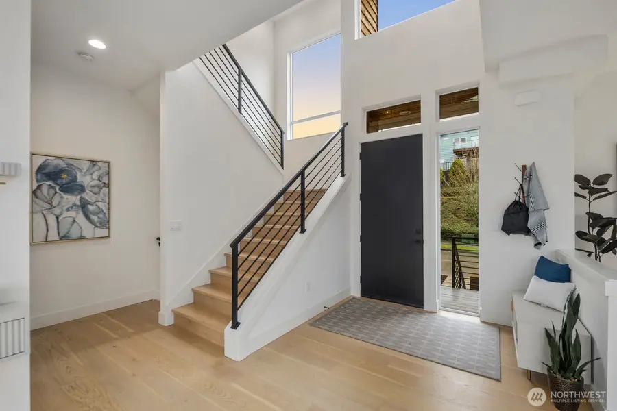 5059 37th Avenue Sw, Seattle, WA 98126 - #3