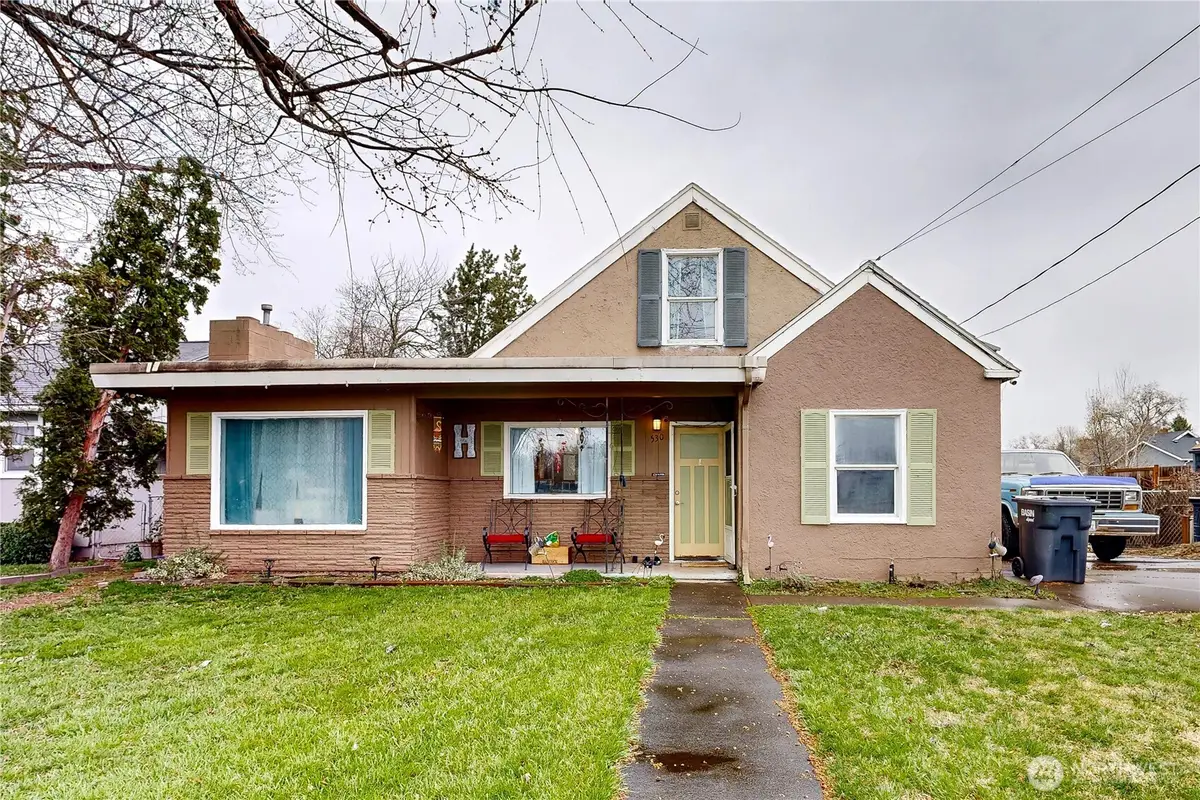 530 SW 4th Street, College Place, WA 99324 - #1