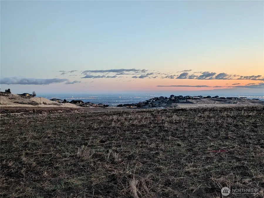 100900 E Bastian Pr Se, Kennewick, WA 99338 - #2