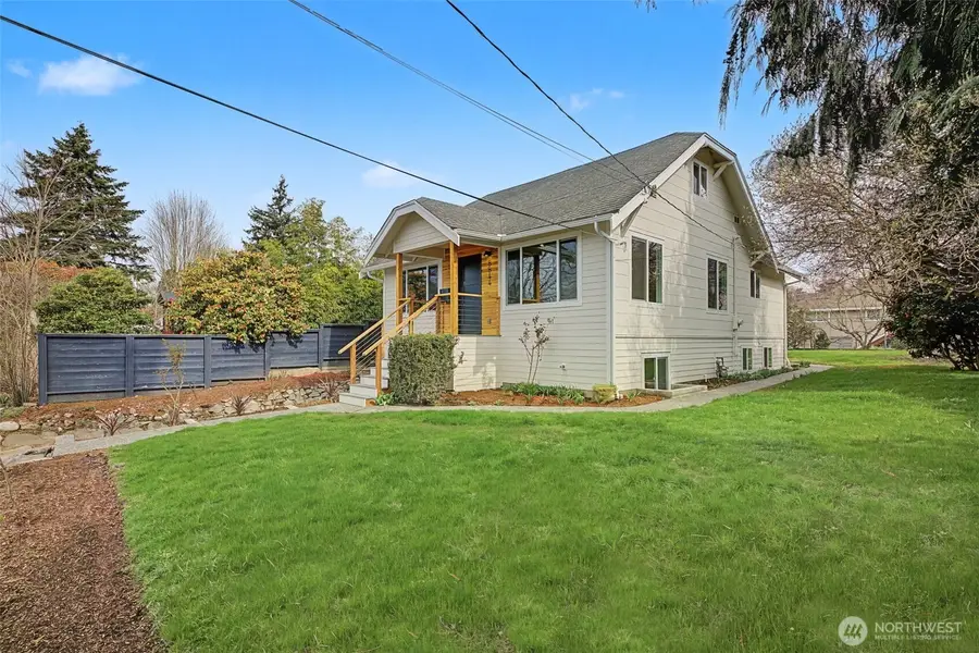 8844 16th Avenue Sw, Seattle, WA 98106 - #3