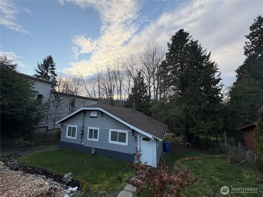 4549 26th Avenue Sw, Seattle, WA 98106 - #3