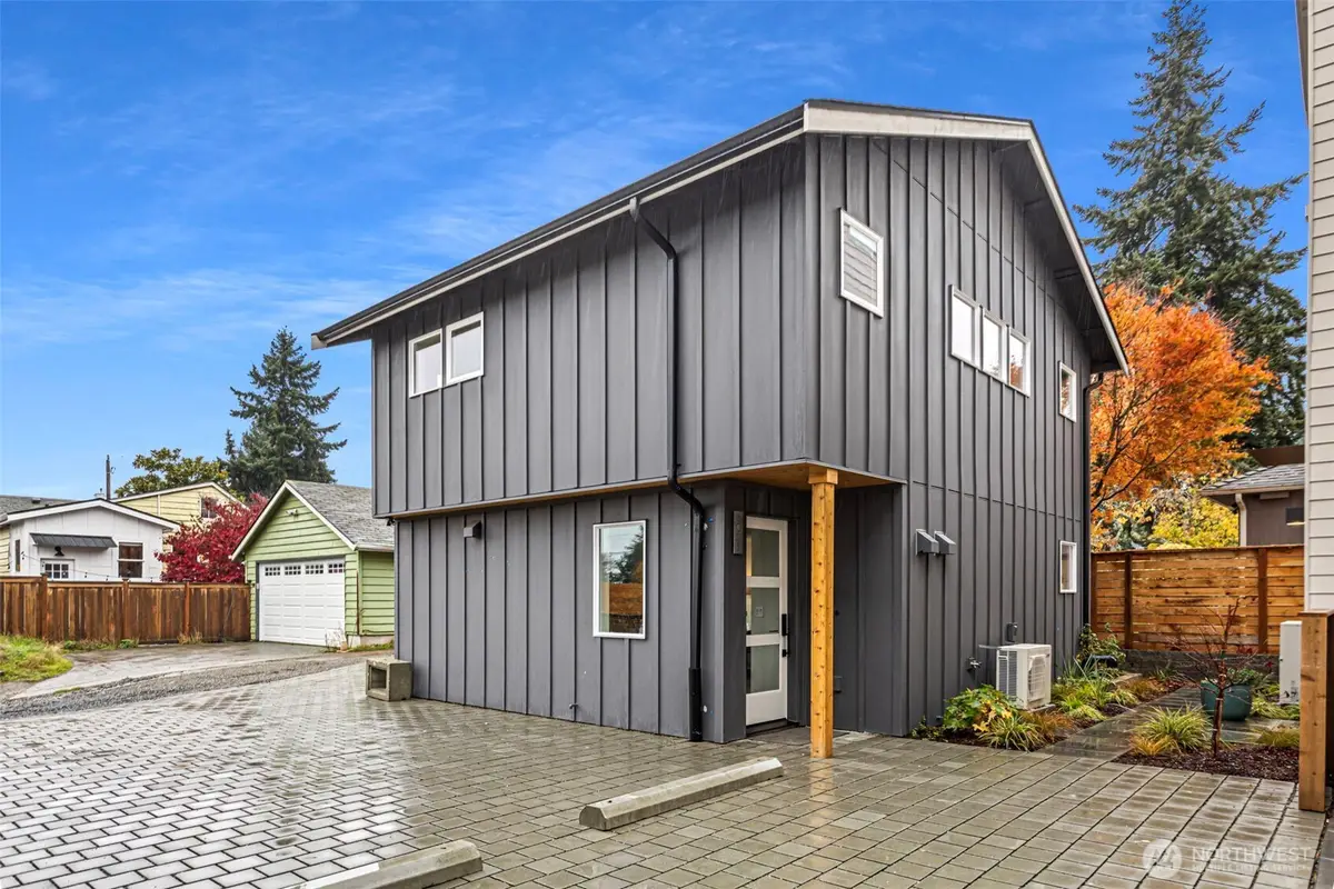 8003 25th Avenue Nw, Seattle, WA 98117 - #1