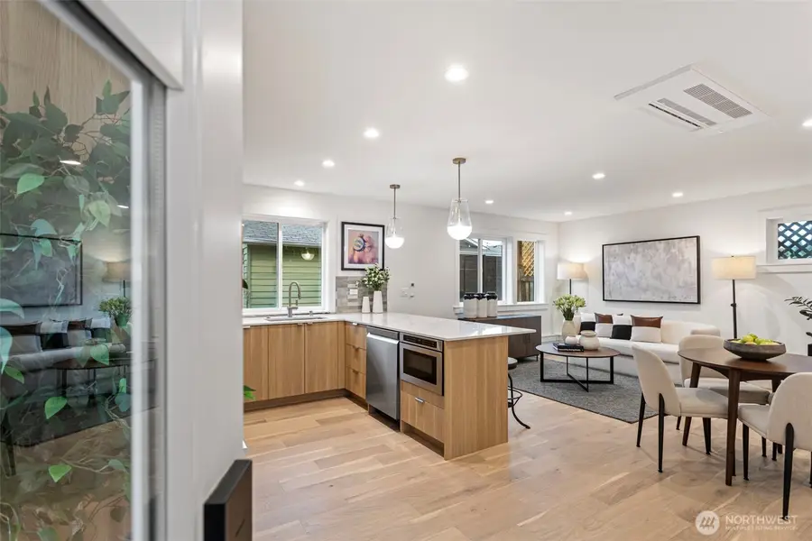 8003 25th Avenue Nw, Seattle, WA 98117 - #3