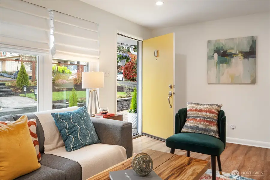 9808 Linden Avenue N, Seattle, WA 98103 - #3