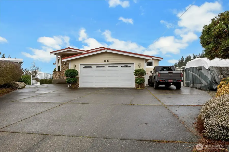 4229 S 252nd Street, Kent, WA 98032 - #3