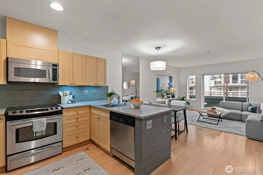 2717 Western Avenue #624, Seattle, WA 98121 - #2