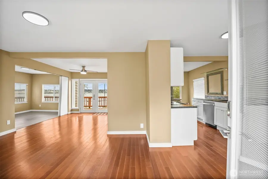 1805 Lawrence Street, Port Orchard, WA 98366 - #2