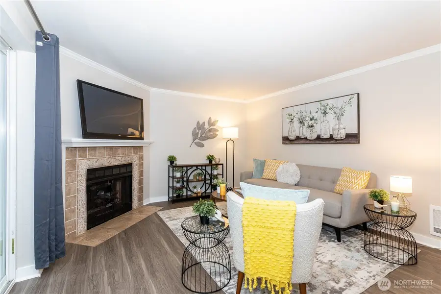 12040 100th Avenue Ne #J102, Kirkland, WA 98034 - #2