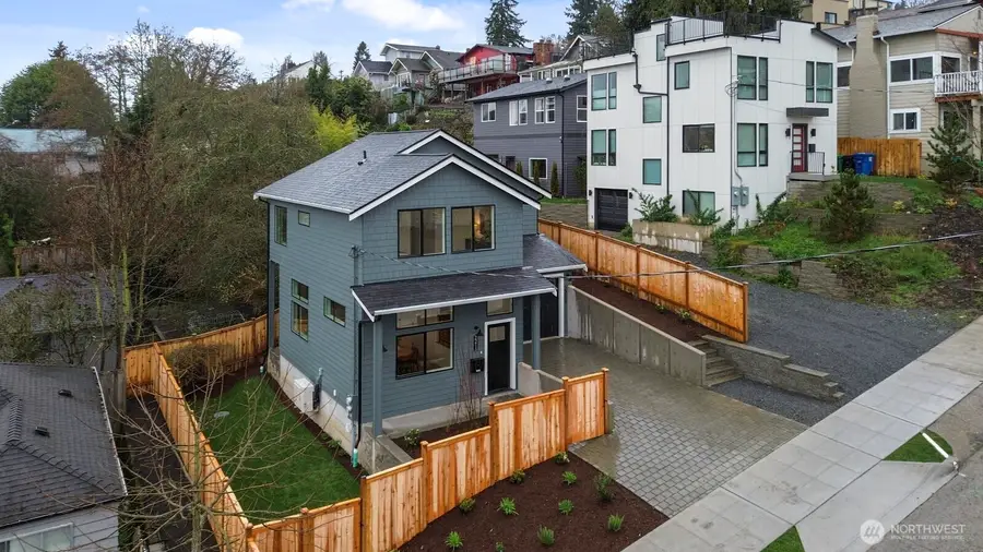 2213 W Bertona Street, Seattle, WA 98199 - #2