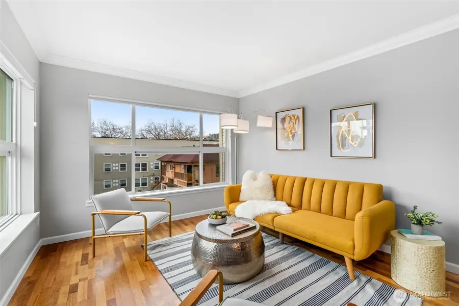 621 5th Avenue N #403, Seattle, WA 98109 - #3