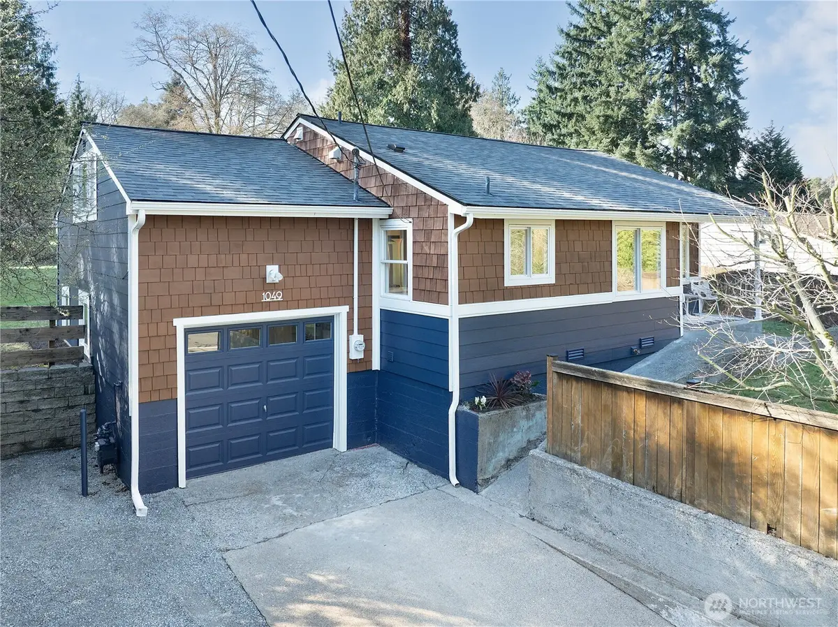 1049 S 112th Street, Seattle, WA 98168 - #1