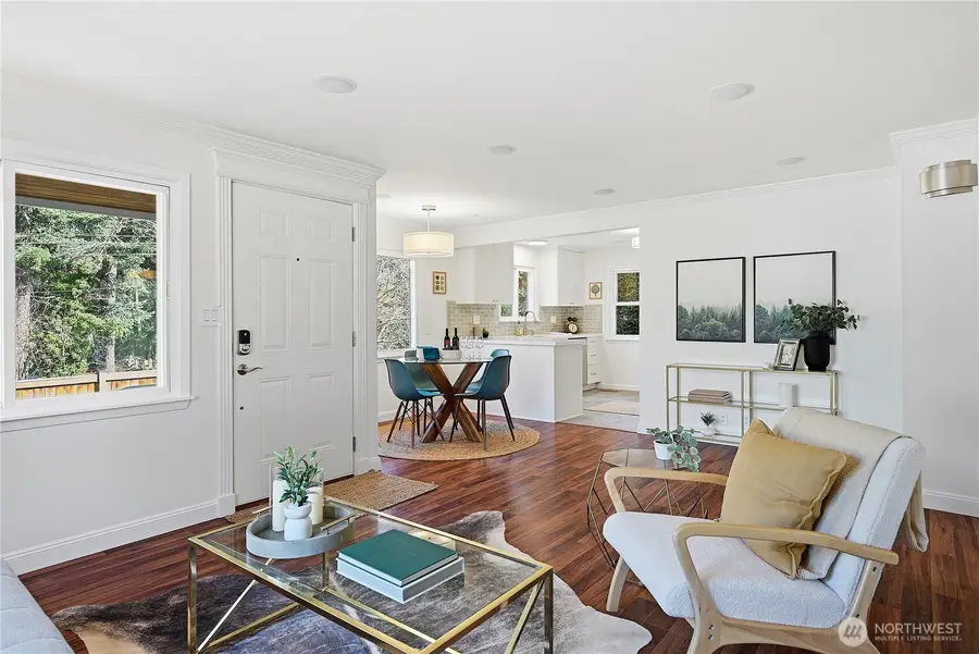 1049 S 112th Street, Seattle, WA 98168 - #3