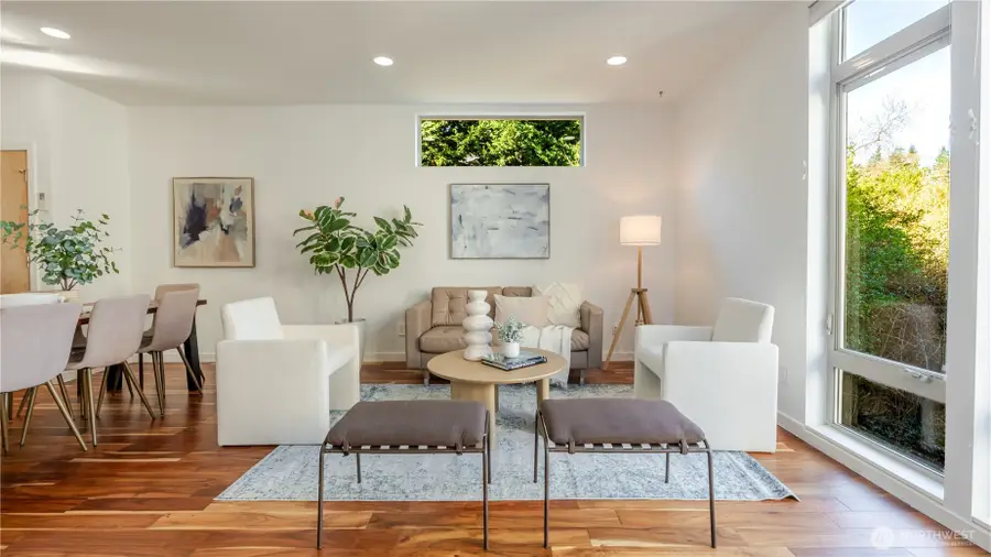 3245 21st Avenue W, Seattle, WA 98199 - #2