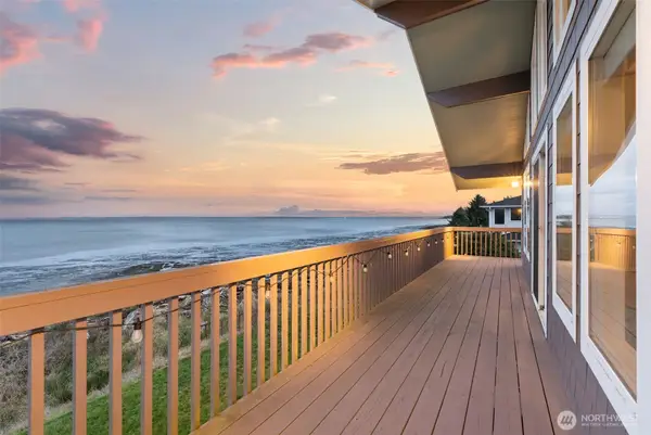 138 Sunrise Avenue Se, Ocean Shores, WA 98569