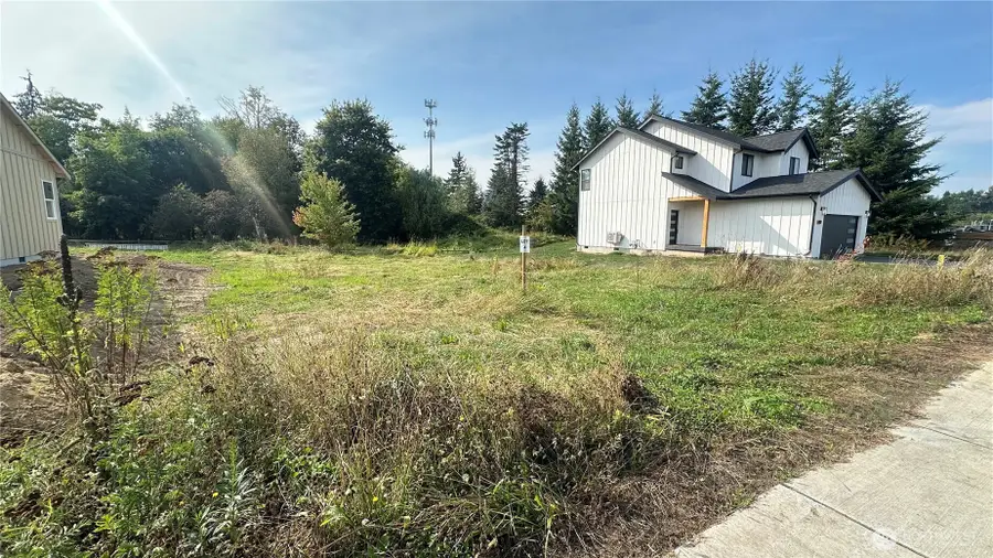 407 E 2nd Street #4, Nooksack, WA 98276 - #2