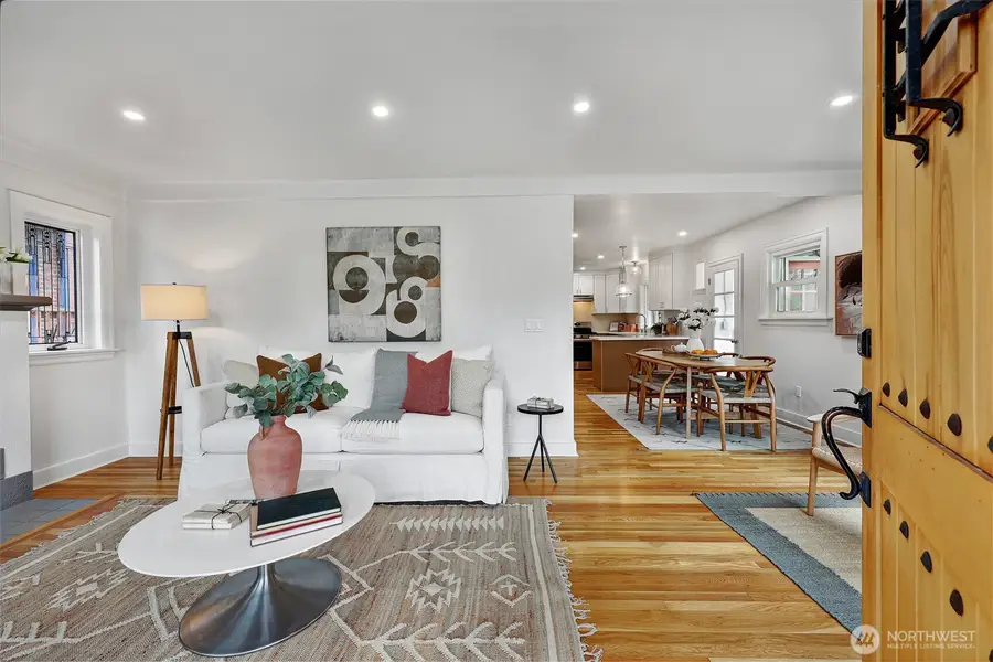 7506 Dibble Avenue Nw, Seattle, WA 98117 - #2