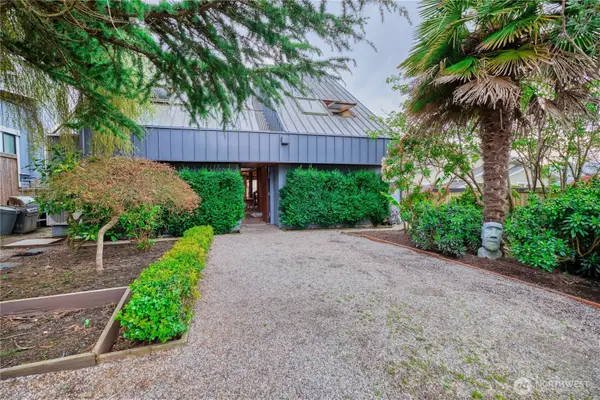 731 Kendor Drive, Point Roberts, WA 98281