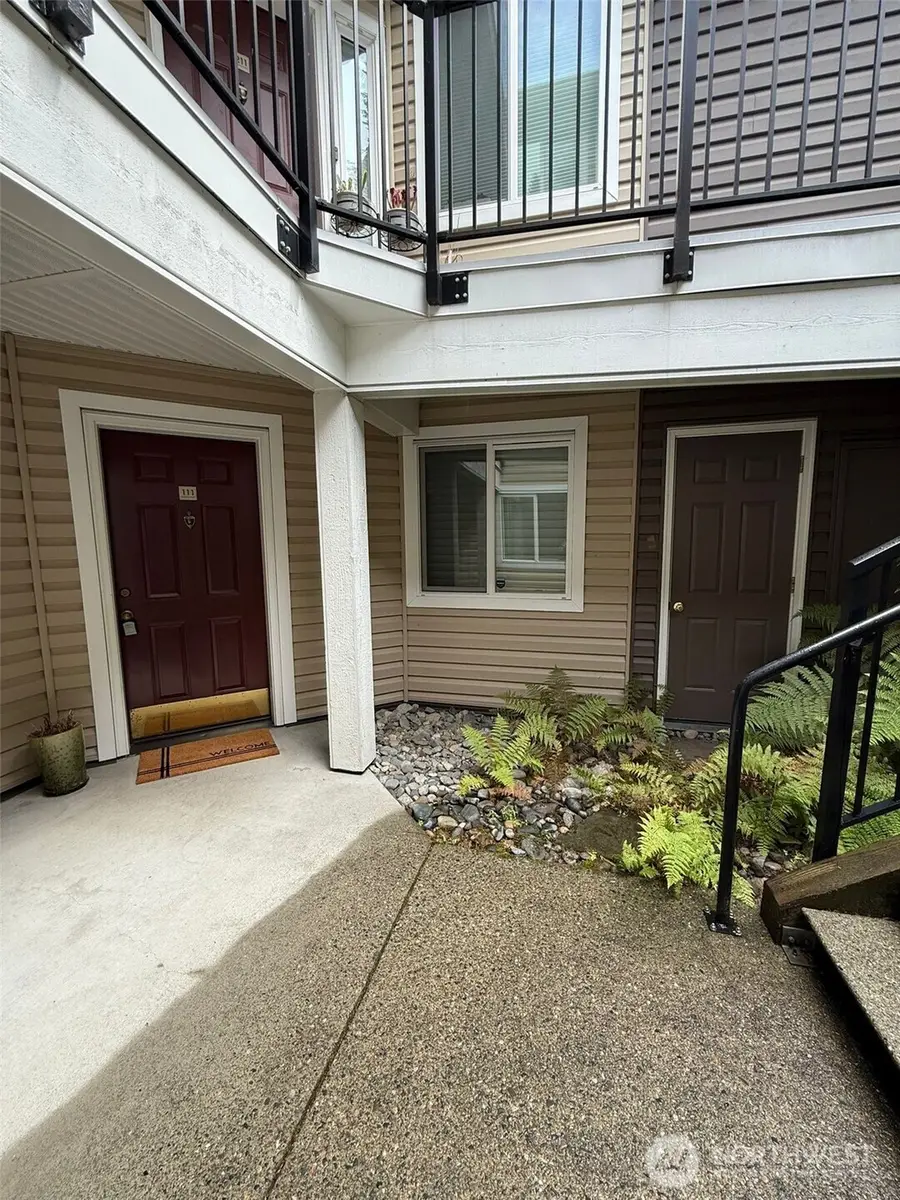 5000 NW Village Park Drive #B-111, Issaquah, WA 98027 - #2