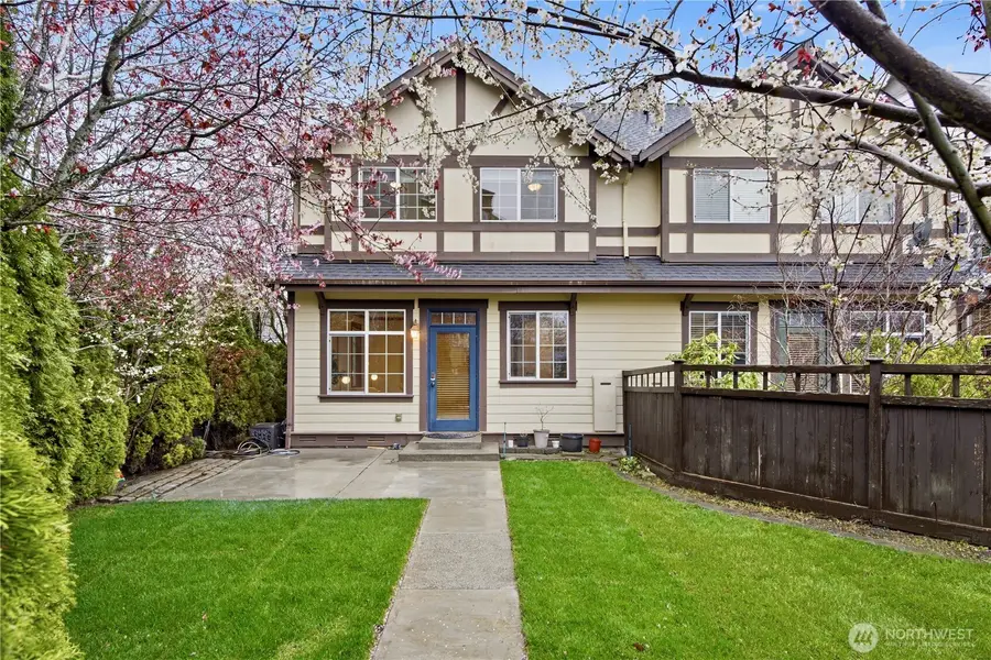 2557 Ne Park Dr, Issaquah, WA 98029 - #2