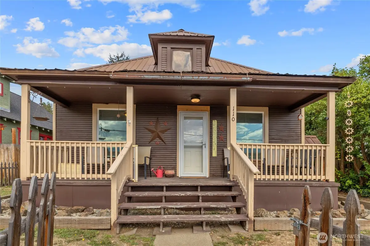 110 W 3rd Street, Cle Elum, WA 98922 - #1