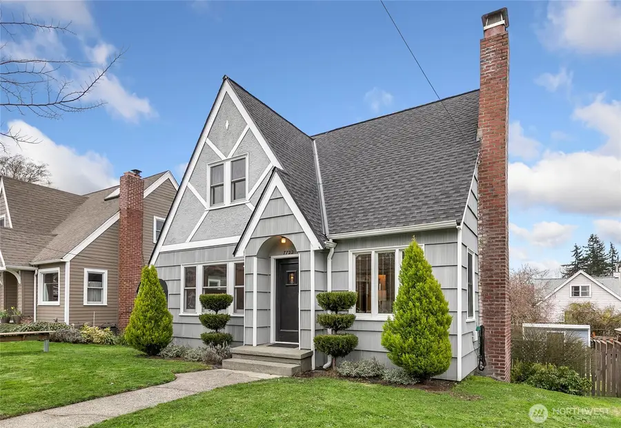 7722 18th Avenue Ne, Seattle, WA 98115 - #2