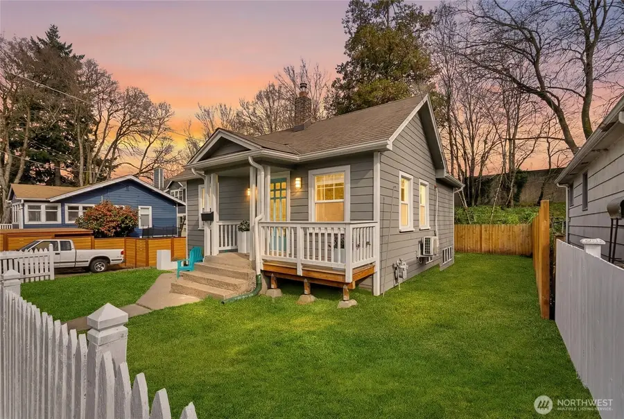 6058 6th Avenue Ne, Seattle, WA 98115 - #2