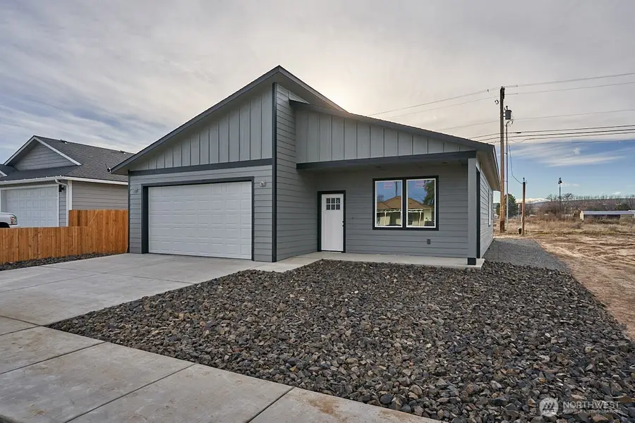721 S Aster Street, Soap Lake, WA 98851 - #3