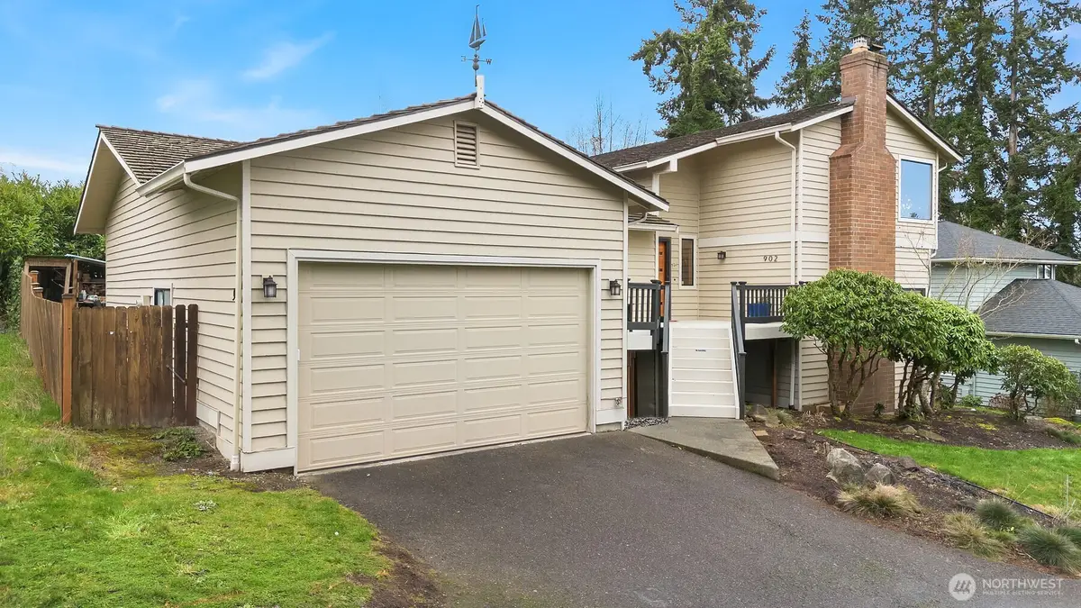 902 7th Avenue S, Edmonds, WA 98020 - #1