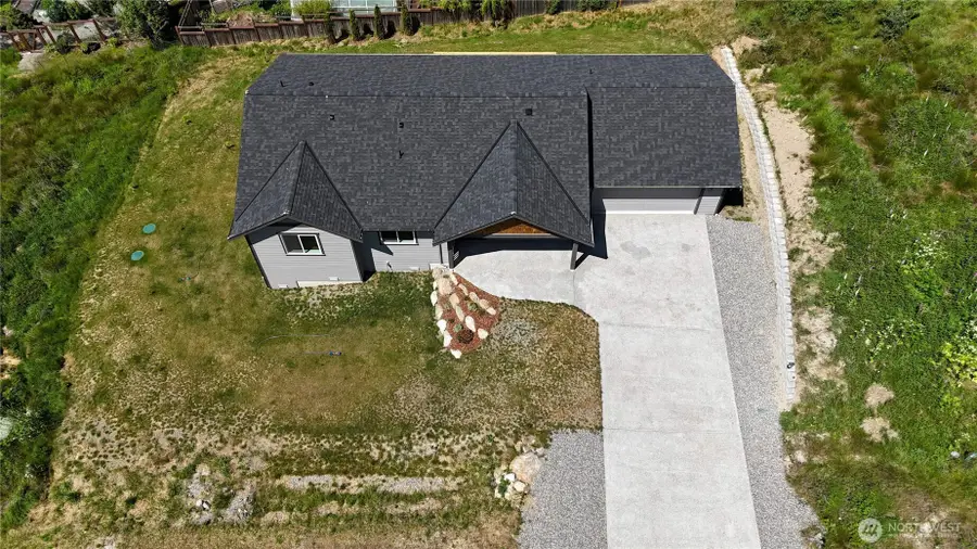 4817 Lawrence Avenue, Freeland, WA 98249 - #3