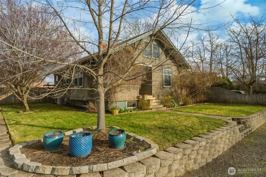 1203 S 3rd Avenue, Walla Walla, WA 99362 - #3