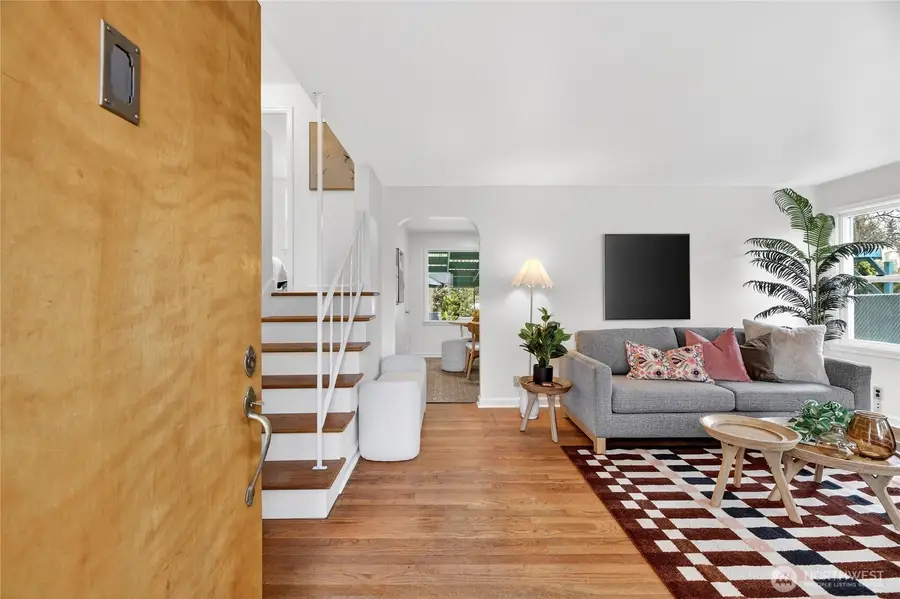 10016 13th Avenue Nw, Seattle, WA 98177 - #2