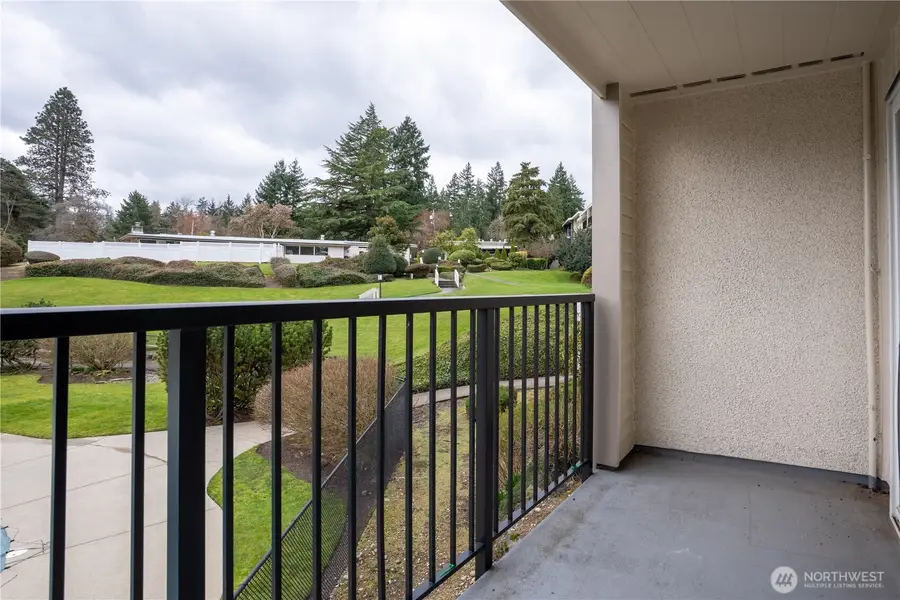 12701 NE 9th Place #D209, Bellevue, WA 98005 - #2