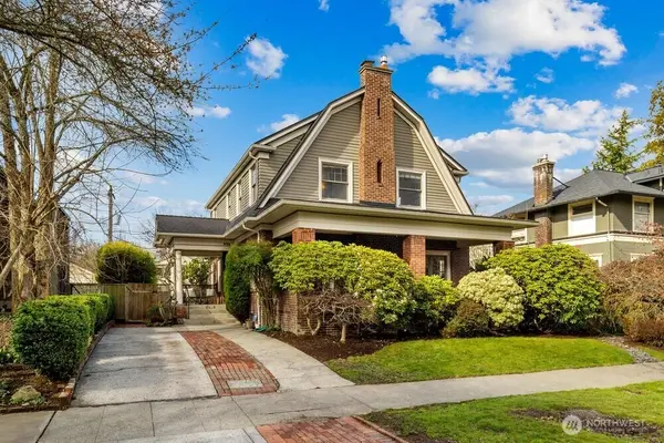 939 21st Avenue E, Seattle, WA 98112