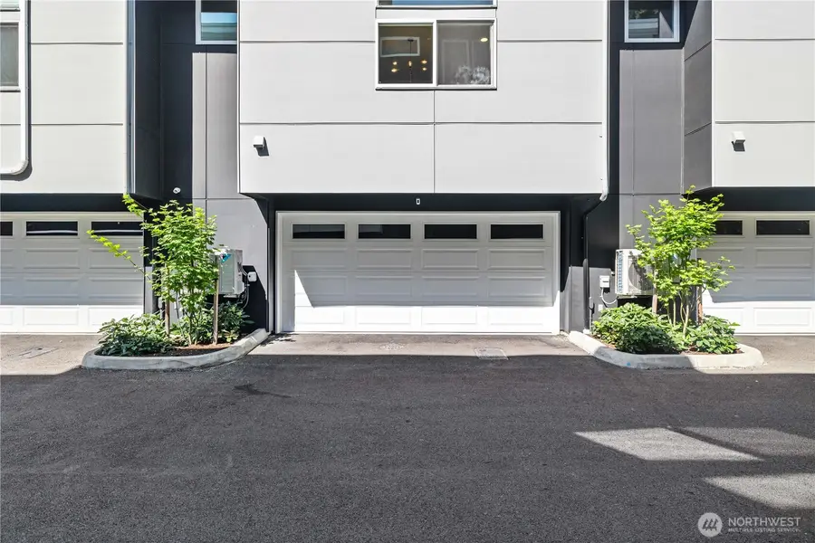 1208 Harrington Avenue Ne, Renton, WA 98056 - #2