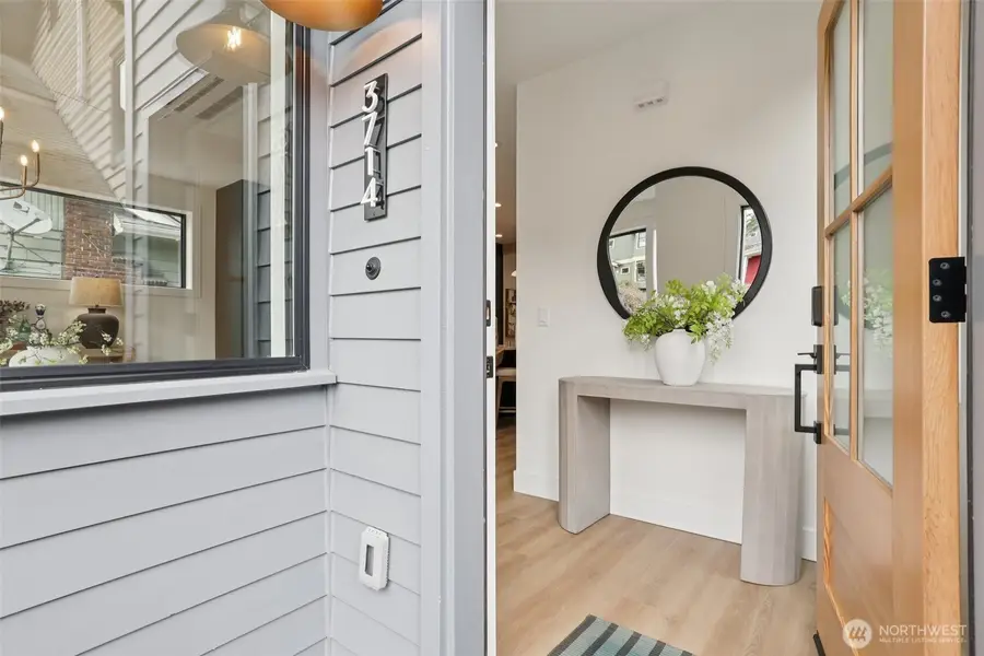 3714 Bagley Avenue N, Seattle, WA 98103 - #3